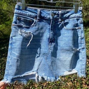 ⭐️BOGO⭐️ American Eagle Hi-Rise Mini Skirt Denim Super Stretch size 6